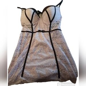 Dream Girl Lace Lilac color Lingerie Size Large